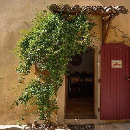 Une Chambre En Luberon Bed & Breakfast Puyvert Exterior photo